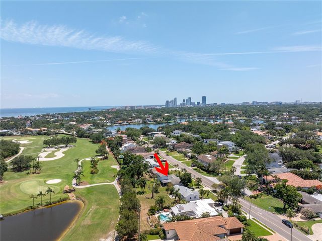 167 ALMEDO WAY NE, St Petersburg, FL 33704