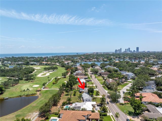 167 ALMEDO WAY NE, St Petersburg, FL 33704