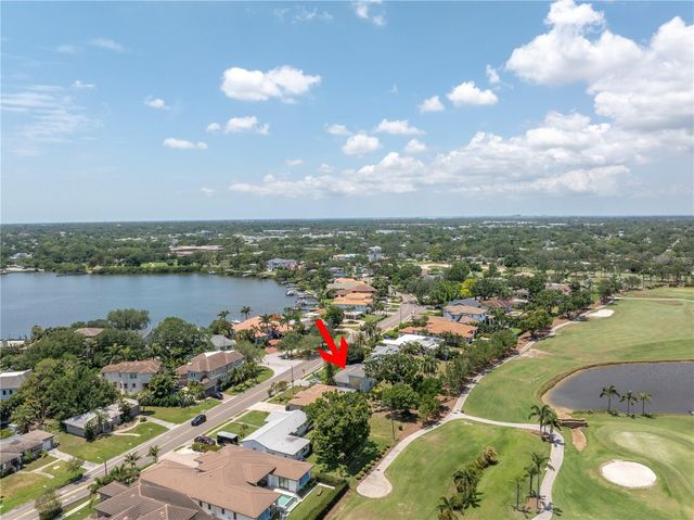 167 ALMEDO WAY NE, St Petersburg, FL 33704