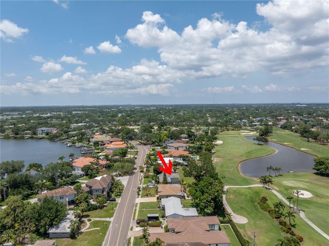 167 ALMEDO WAY NE, St Petersburg, FL 33704