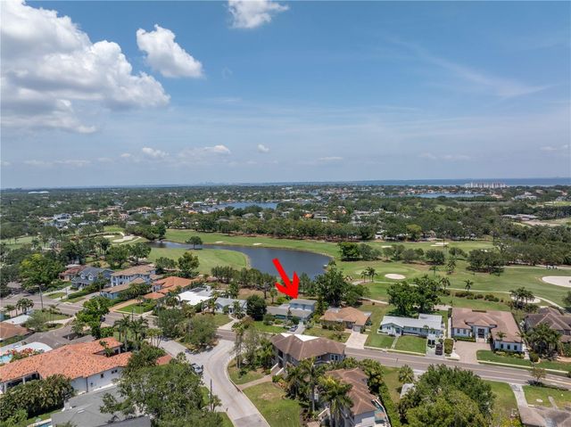 167 ALMEDO WAY NE, St Petersburg, FL 33704