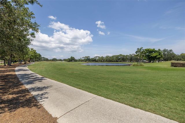 167 ALMEDO WAY NE, St Petersburg, FL 33704