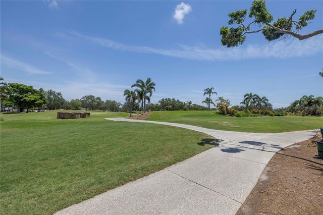 167 ALMEDO WAY NE, St Petersburg, FL 33704