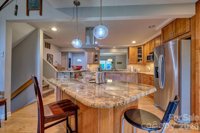 134 Pine Grove Circle, Lake Wylie, SC 29710