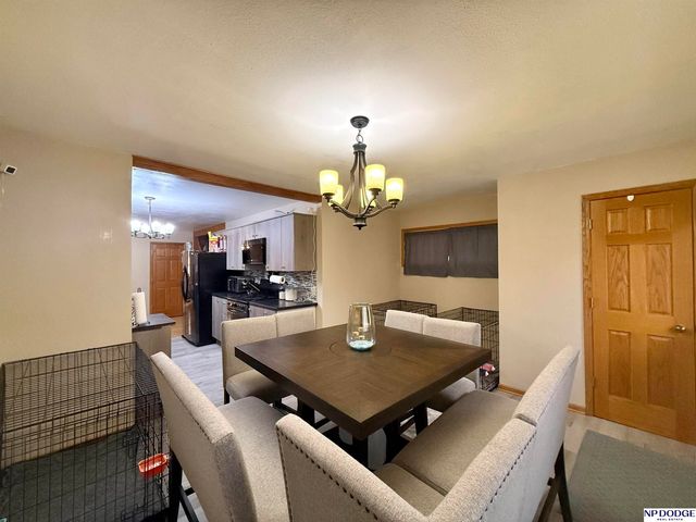 314 W 2nd Street, Oakland, NE 68045