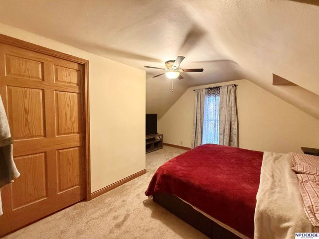 314 W 2nd Street, Oakland, NE 68045