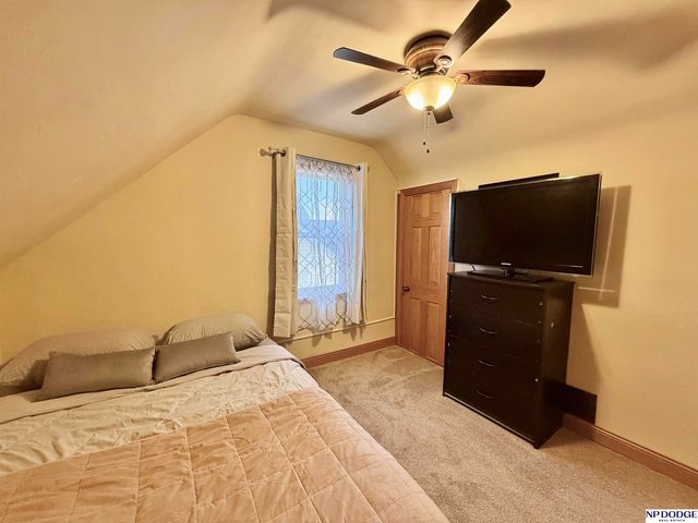 314 W 2nd Street, Oakland, NE 68045