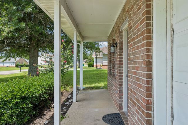 1101 Acorn Dr, Lewisburg, TN 37091