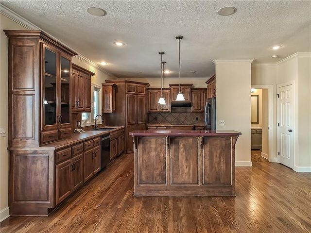 14770 S St Andrew Avenue, Olathe, KS 66061