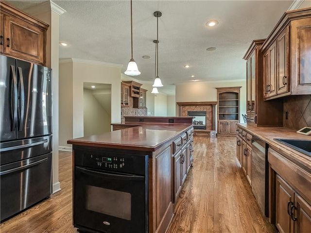 14770 S St Andrew Avenue, Olathe, KS 66061