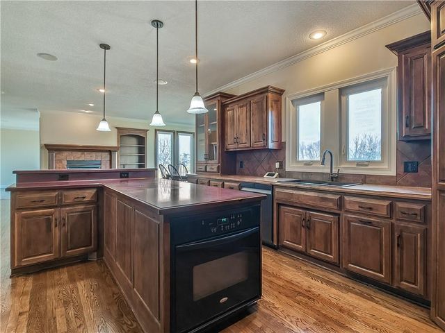 14770 S St Andrew Avenue, Olathe, KS 66061