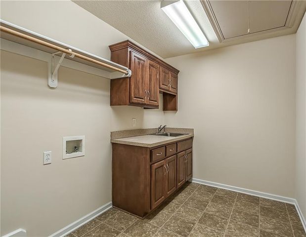 14770 S St Andrew Avenue, Olathe, KS 66061