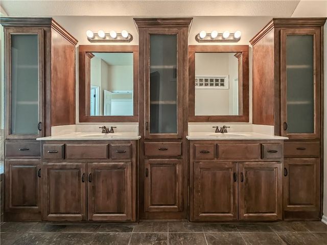 14770 S St Andrew Avenue, Olathe, KS 66061