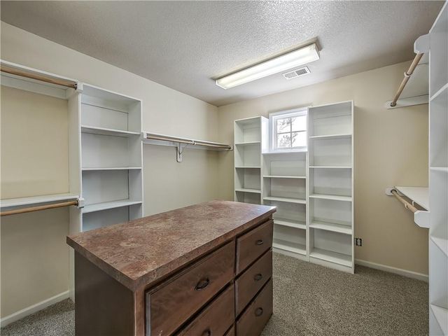 14770 S St Andrew Avenue, Olathe, KS 66061