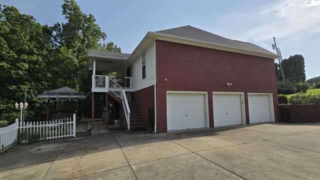 940 Everyman Ct, Columbia, TN 38401