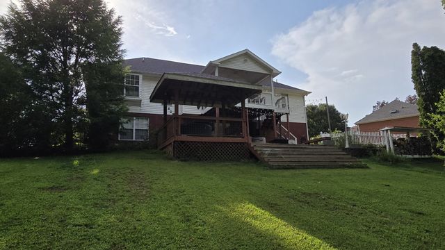 940 Everyman Ct, Columbia, TN 38401