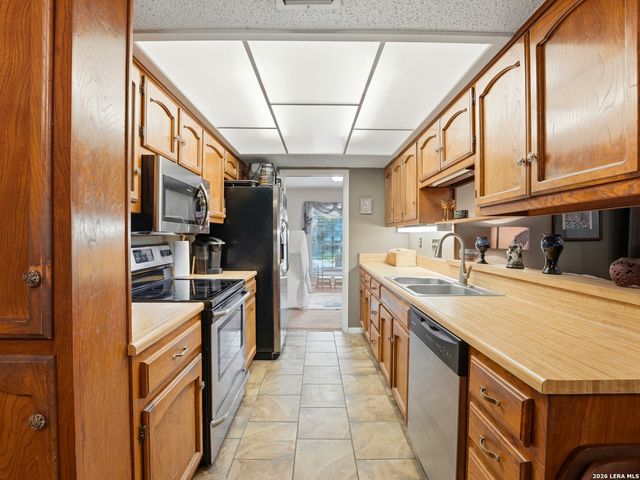 7226 Trace Buckle, San Antonio, TX 78240