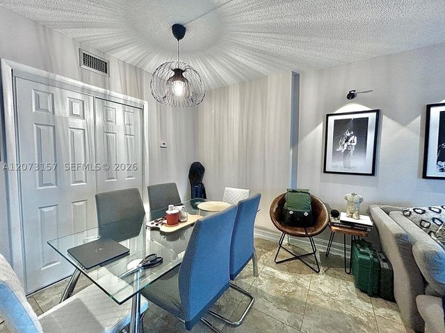 3800 Hillcrest Dr 315, Hollywood, FL 33021