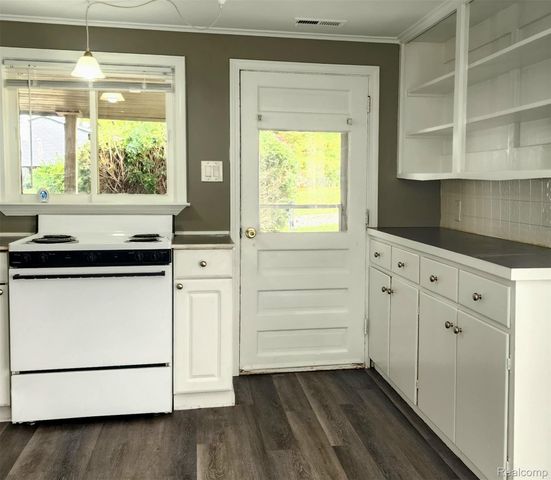 1110 FERGUSON Street, Orion Charter Township, MI 48362