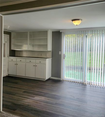 1110 FERGUSON Street, Orion Charter Township, MI 48362