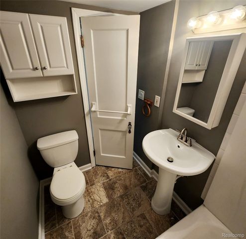 1110 FERGUSON Street, Orion Charter Township, MI 48362