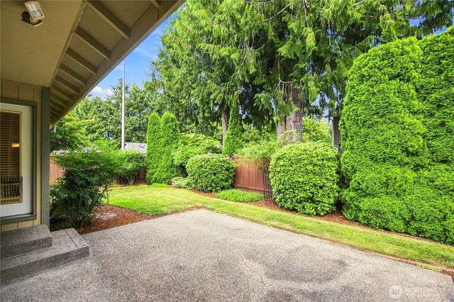 1846 53rd Loop SE, Olympia, WA 98501
