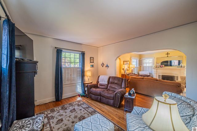 304 Alben Barkley Drive, Paducah, KY 42001