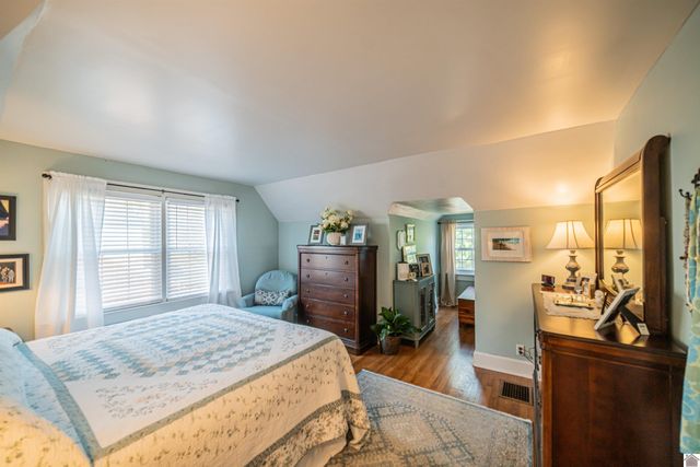 304 Alben Barkley Drive, Paducah, KY 42001