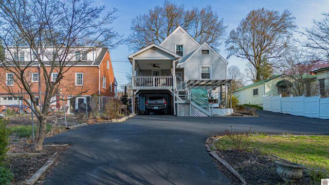 304 Alben Barkley Drive, Paducah, KY 42001