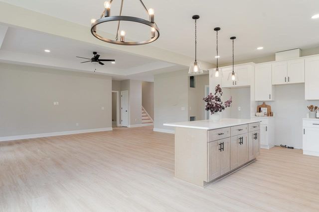 10280 DALMATIAN DR, Mcgaheysville, VA 22840