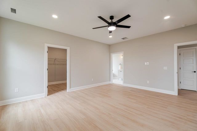 10280 DALMATIAN DR, Mcgaheysville, VA 22840