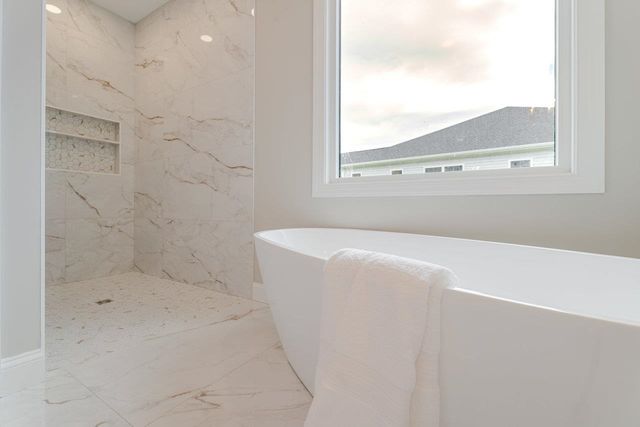 10280 DALMATIAN DR, Mcgaheysville, VA 22840