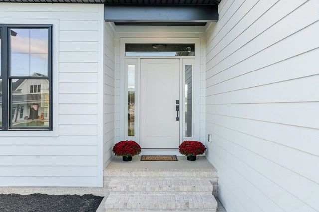 10280 DALMATIAN DR, Mcgaheysville, VA 22840