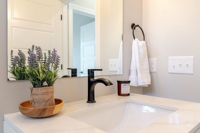 10280 DALMATIAN DR, Mcgaheysville, VA 22840