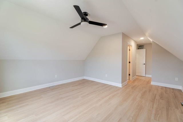 10280 DALMATIAN DR, Mcgaheysville, VA 22840