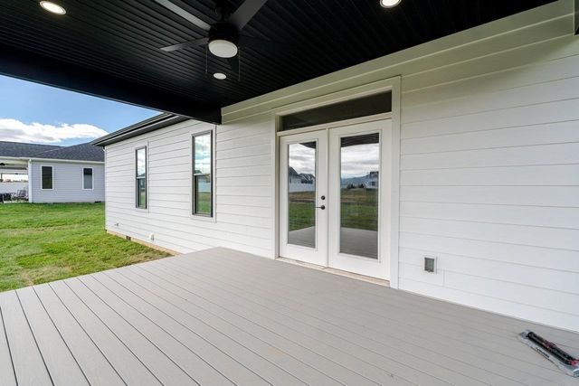 10280 DALMATIAN DR, Mcgaheysville, VA 22840