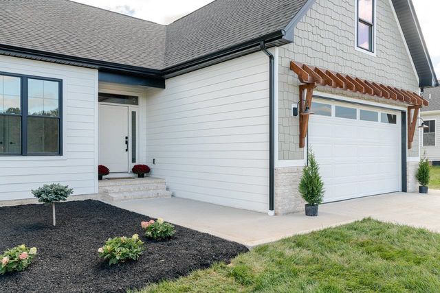 10280 DALMATIAN DR, Mcgaheysville, VA 22840