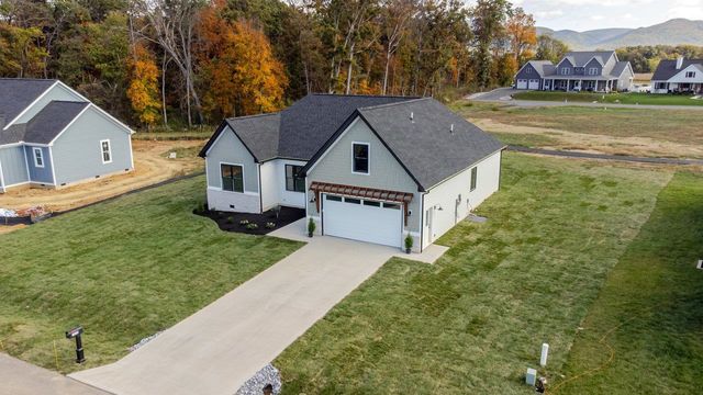 10280 DALMATIAN DR, Mcgaheysville, VA 22840