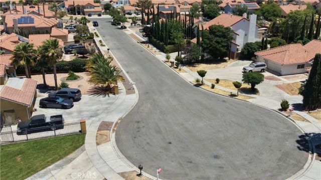 20404 Half Moon Court, Apple Valley, CA 92308