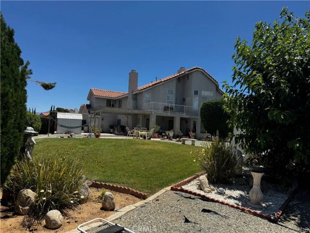 20404 Half Moon Court, Apple Valley, CA 92308