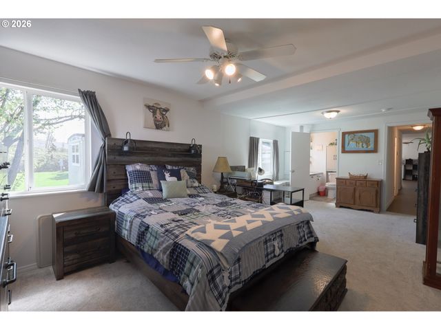 1901 Se MINTER BRIDGE Rd 15, Hillsboro, OR 97123