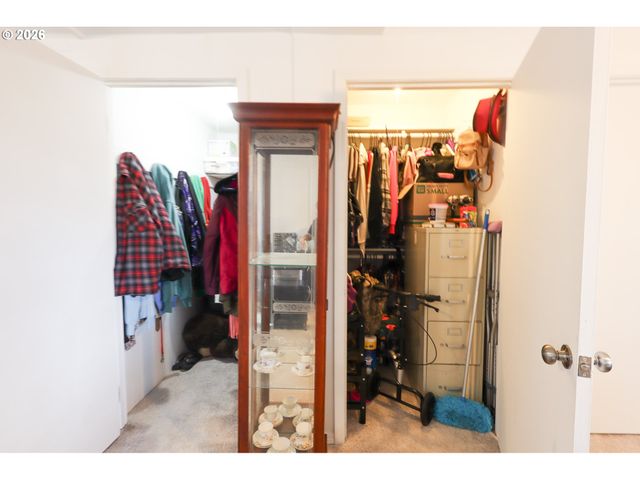 1901 Se MINTER BRIDGE Rd 15, Hillsboro, OR 97123