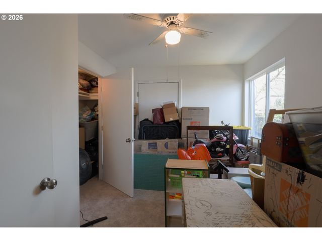 1901 Se MINTER BRIDGE Rd 15, Hillsboro, OR 97123