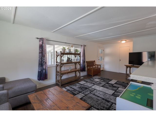 1901 Se MINTER BRIDGE Rd 15, Hillsboro, OR 97123