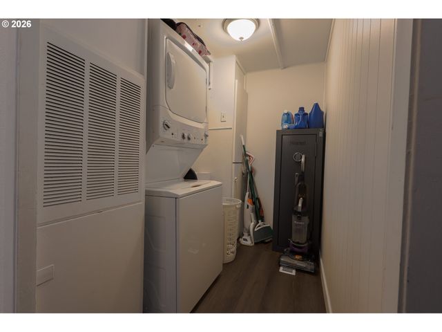 1901 Se MINTER BRIDGE Rd 15, Hillsboro, OR 97123