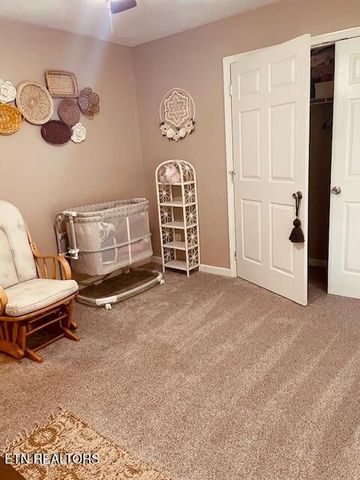 36 Hunter Dr, Crossville, TN 38555