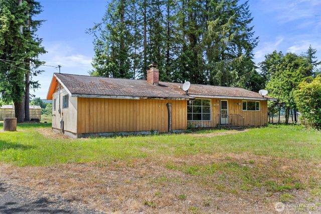 1608 State Route 6, Raymond, WA 98577