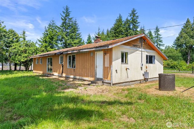 1608 State Route 6, Raymond, WA 98577