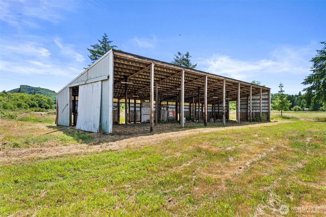 1608 State Route 6, Raymond, WA 98577