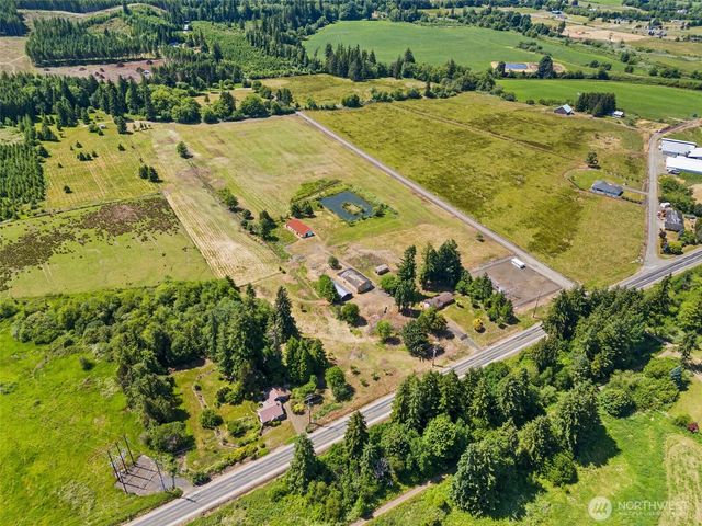 1608 State Route 6, Raymond, WA 98577